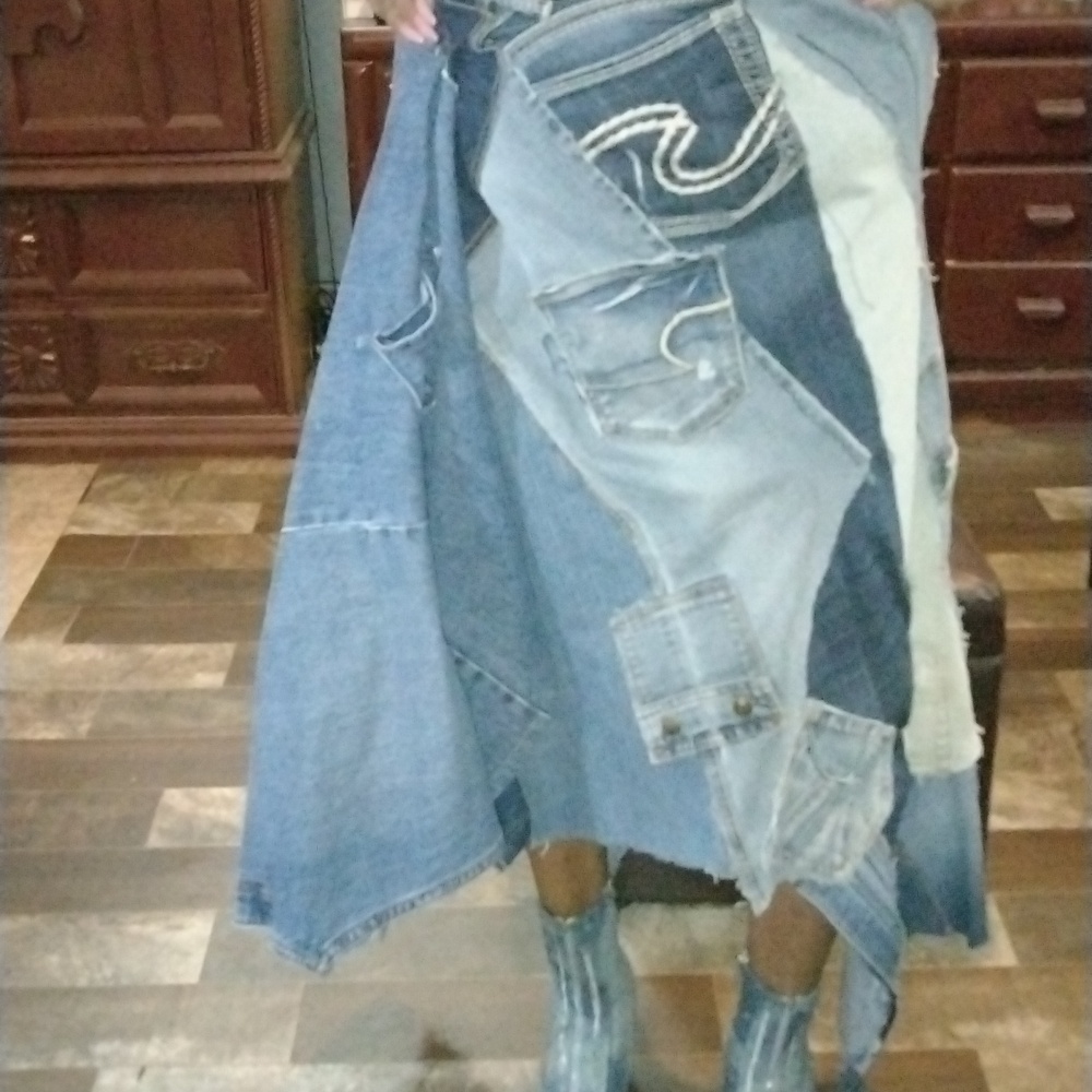 Refurbished Upcycled Asymmetrical Patchwork Pocke… - image 2